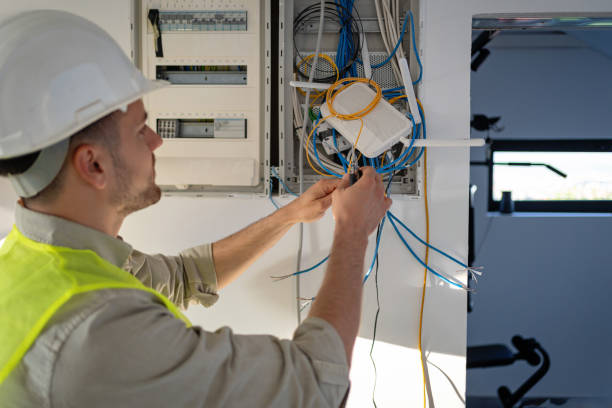Best Commercial Electrician Services  in Leland, NC